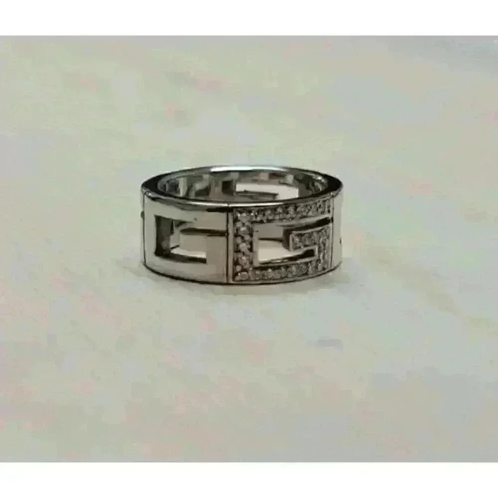 Gucci 18kt White Gold Logo 